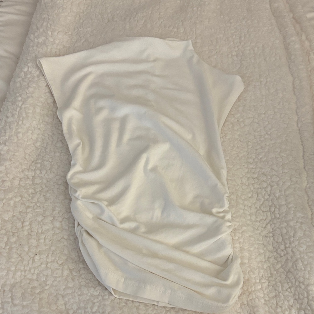 Elegant White Sleeveless Top